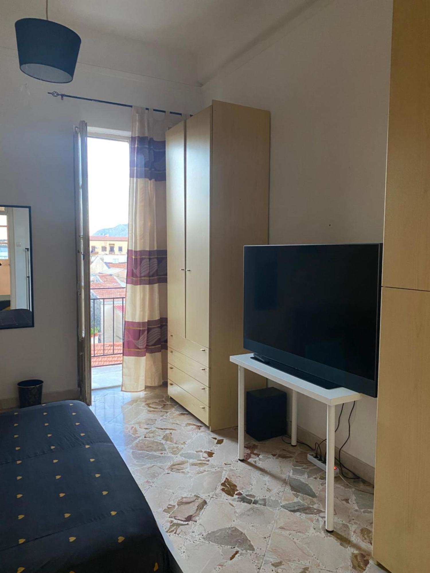Fifthy House Appartamento Palermo